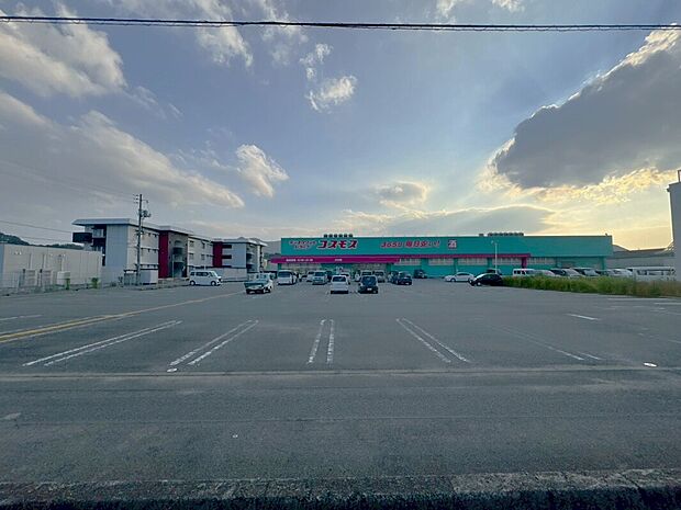 ドラッグストアコスモス大内店