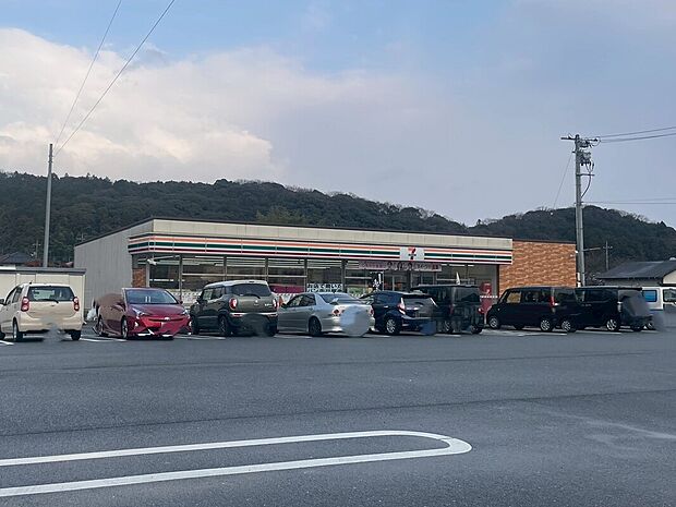 セブンイレブン山口吉敷店
