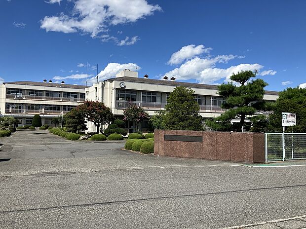 豊科南中学校（約1,200m）