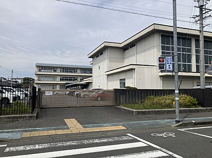 菊川西中学校 750ｍ(徒歩10分)
