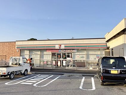 セブンイレブン西尾堤西店 約800ｍ(徒歩約10分)