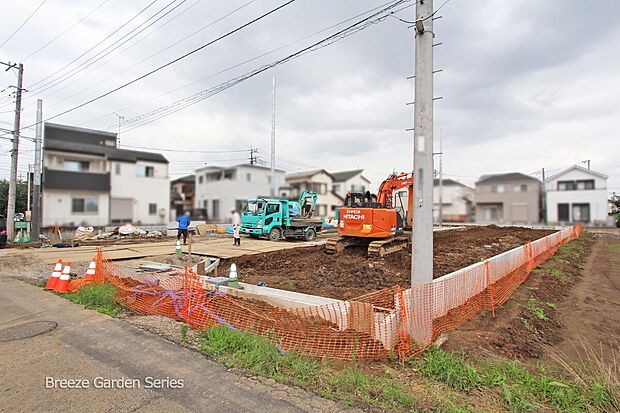 暮らしに必要なものが揃う、全7区画の街 現地写真2026.7.6撮影(造成工事中)