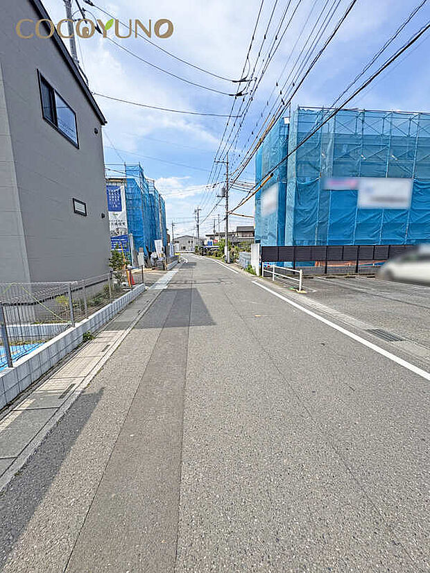 【No.15】6ｍ公道の向かい側は買い物施設の駐車場になっている為、視界を遮る建物がありません。
現地写真2026.6.19撮影