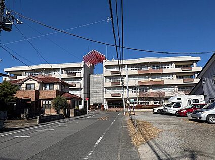 宇都宮市立富士見小学校 850m(徒歩11分)