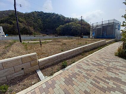 西側境界標付近からの現地外観写真（14-4号地）
