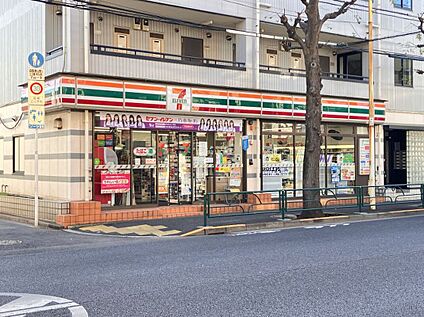 セブンイレブン 中野鷺宮6丁目店 約200m(徒歩3分)