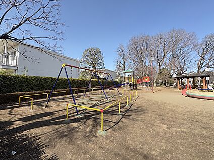 武蔵野市立東町公園 約220m(徒歩3分)