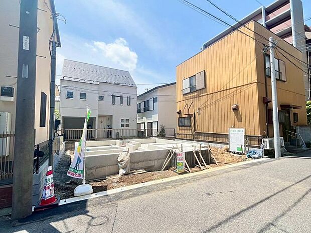 【水回りをワンフロアに集約した「家事楽プラン」のこだわり設備】 奥様の声を形にした効率的な動線上に、暮らしを支える高性能な設備を標準装備しました。