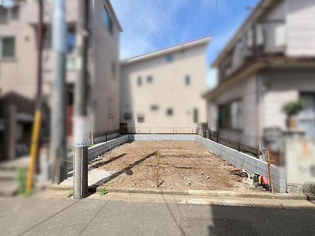 ◆未完成ですが立地や周辺環境をご確認いただきながらどのような建物が完成するかご説明させていただきます!また近隣にある同じく当社グループ施工の完成住宅をご案内させていただきます!※2026.6月撮影