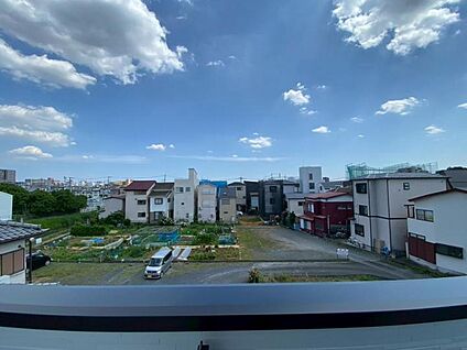 【バルコニー】