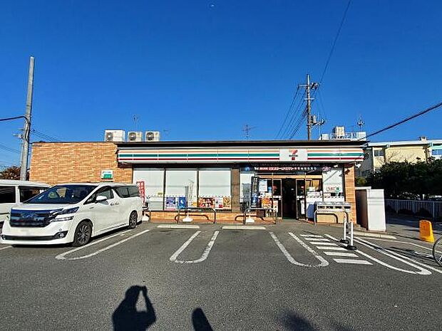 セブンイレブン 松伏ゆめみ野東1丁目店(約260m)