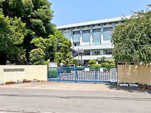 上尾市立大石南小学校(約180m)