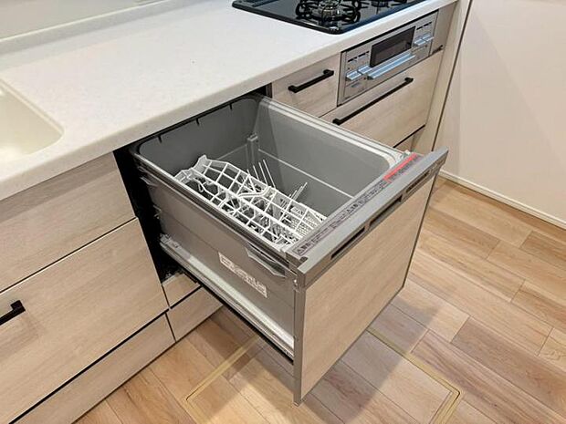 【【キッチン】】食器洗い乾燥機で手洗いよりきれいに洗い流し、衛生面も安心