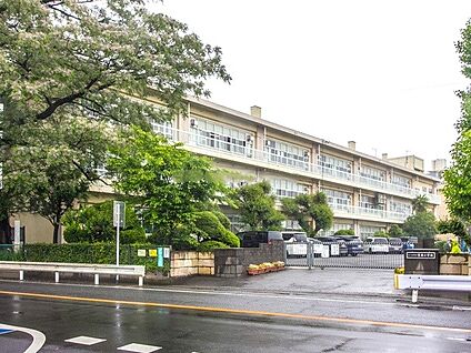 宮原小学校 170m(徒歩3分)