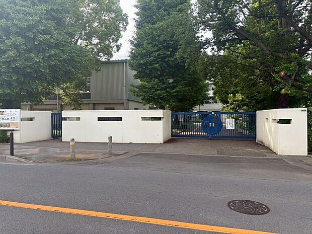 和光市立第三中学校(約900m)
