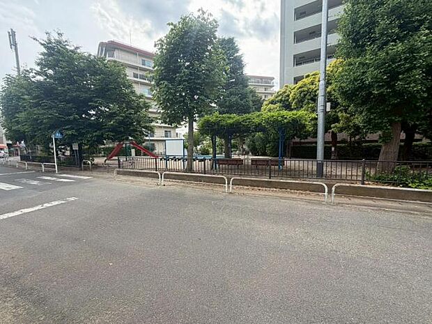 和光市立南越ノ上児童公園(約220m)