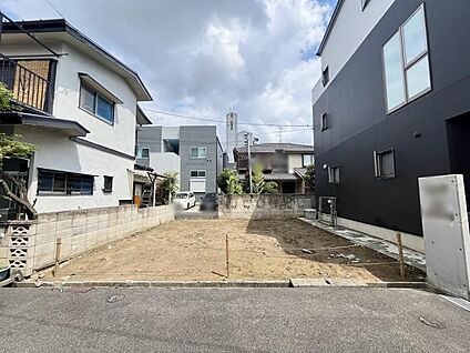 現地