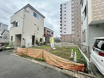 現地