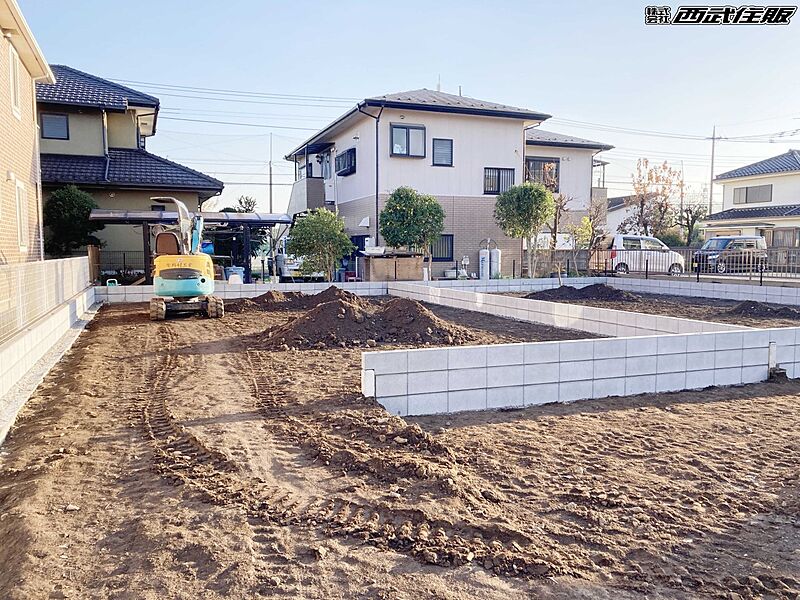 【リビング】キッチンからのリビング！カウンターで解放感あります。同仕様写真