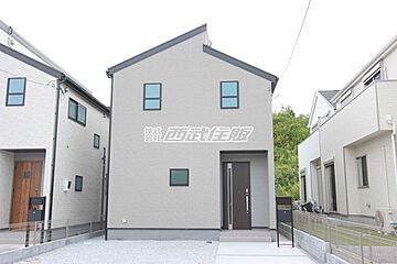 JR青梅線「河辺」駅 バス乗車15分、万場坂バス停下車 徒歩6分 外観