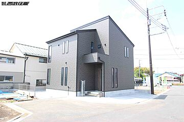 JR青梅線「小作」駅 バス乗車14分、七日市場バス停下車 徒歩1分 外観