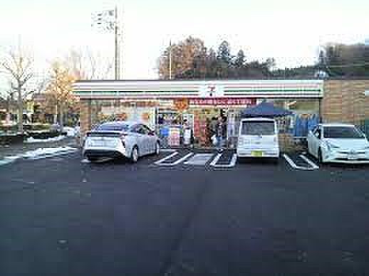 セブン-イレブン あきる野草花店(約867m・徒歩11分)