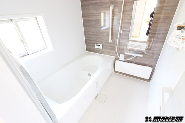 【浴室】【バスルーム】 落ち着いたお色が素敵なバスルームです。同仕様写真