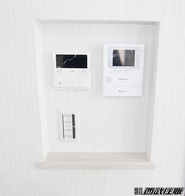 【非公開】【モニター&給湯器リモコン】ニッチの中にまとめられています。同仕様写真