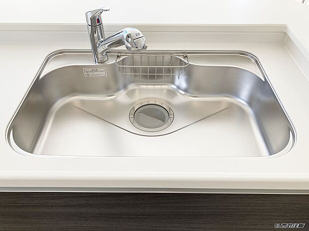 【非公開】【キッチン水栓】ビルトインタイプの浄水器で、飲み水も安心です。同仕様写真