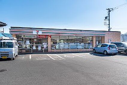 セブン-イレブン 武蔵五日市駅前店 1161m(15分)