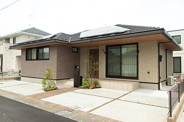 【モデルハウス写真】宇都宮市　白澤　建売住宅（鉄骨住宅）
リアルサイズの建物がご覧いただけます！実際に見てイメージを膨らませてみませんか。