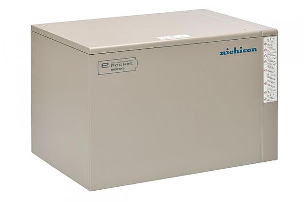 【【蓄電池・屋内型】】停電でも照明やテレビの使用、携帯の充電でき、生活に最低限必要な電力を確保。また急な停電でも自動で電気が復旧するので安心。太陽光発電の余った電気を貯めて夜に使うエコな生活を。※停電時には蓄電池の残量が無いと復旧しません。停電時に自動ですべてのコンセント・照明・設備に電気が供給されます。同時に使用できる電力に限りがあります。