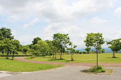 あやの台中央公園 350m(5分)