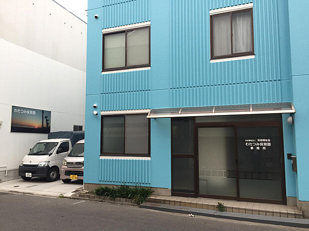 岡本医院本院（約66m）