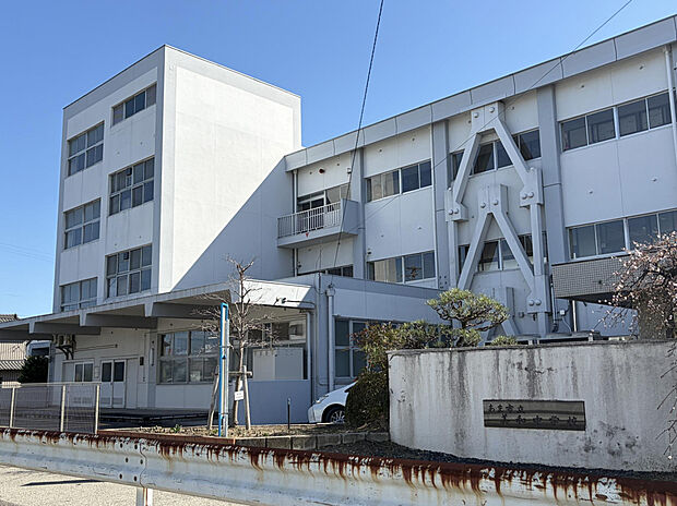 美和中学校（約1,760m）