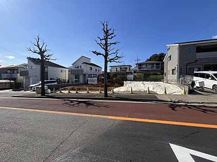 太陽のぬくもりに包まれた現地。快適な住まいづくりに最適です。