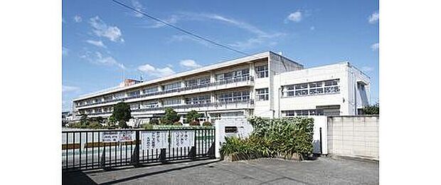 新町第二小学校（約1,000m）