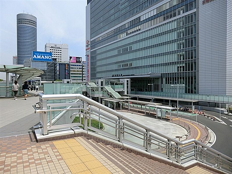JR「新横浜」駅まで1520m