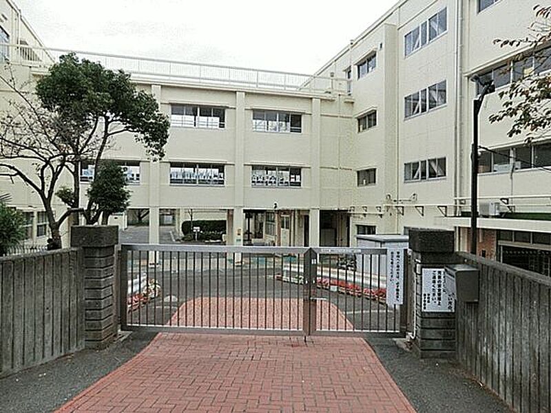 横浜市立洋光台第一小学校まで656m