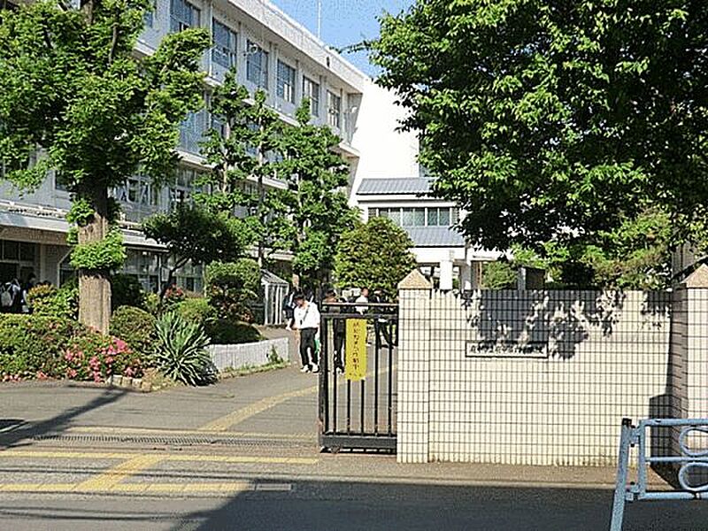 府中市立府中第六中学校まで873m