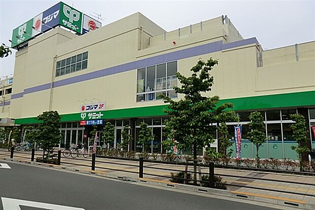 サミットストア向台町店まで948m