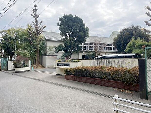 船橋市立行田東小学校まで579m