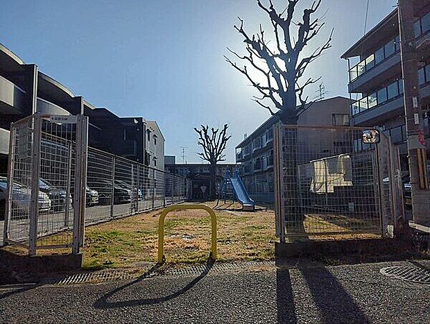 小規模公園193まで357m