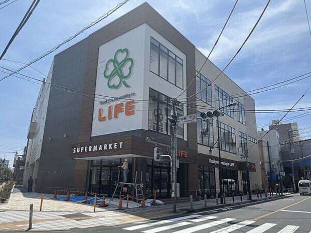 ライフ梅島駅前店(約1,295m)