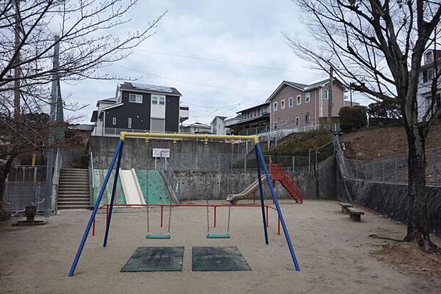 鉾ノ浦第2公園(約1,145m)