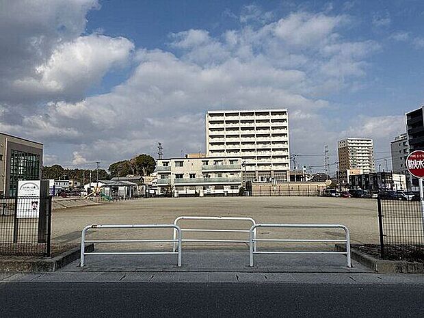 筑紫ふれあい公園(約467m)