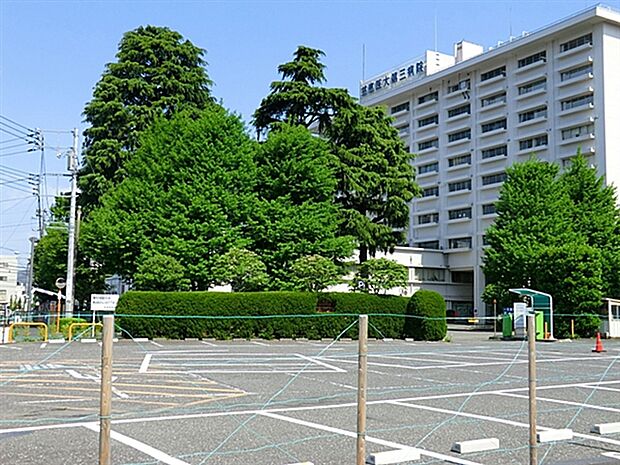 東京慈恵会医科大学附属第三病院(約472m)