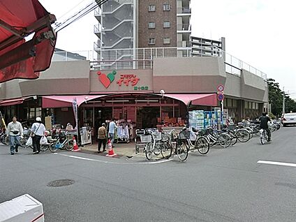コモディイイダ東十条店 360m