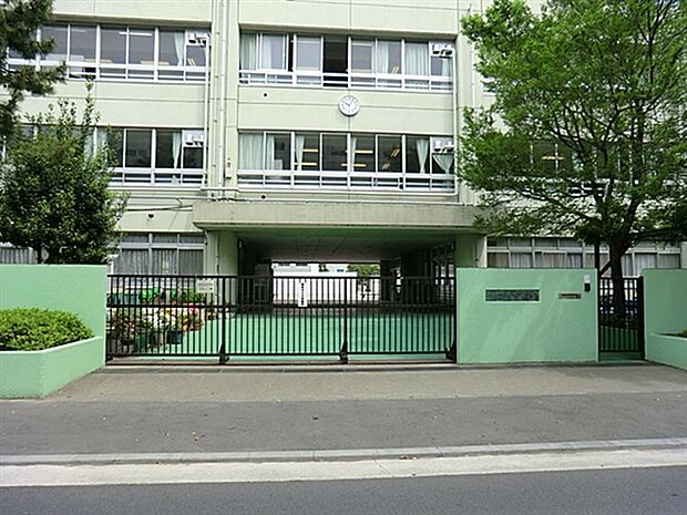 川崎市立今井小学校(約268m)