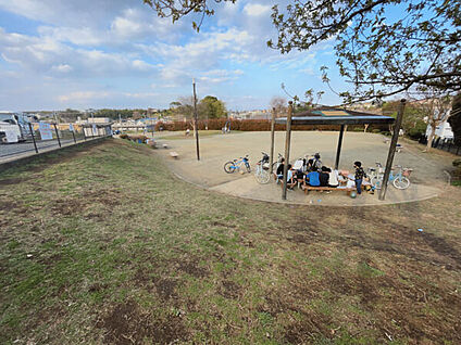 東有馬植木の里公園 382m
